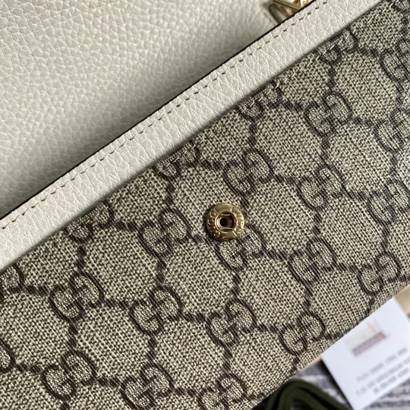 Gvc*1 purse